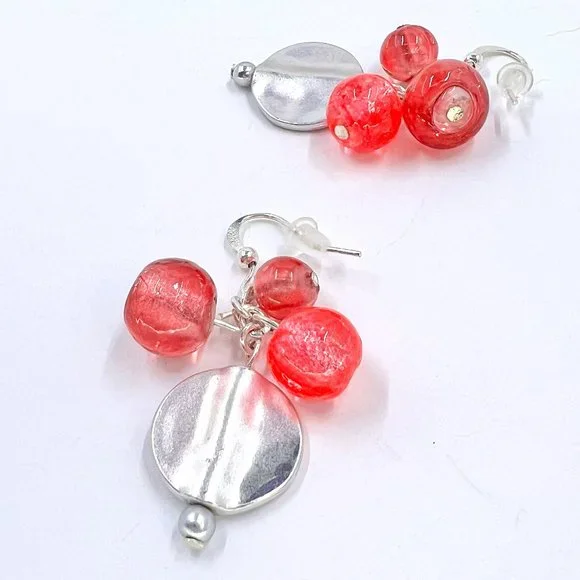 NWT - Charming Charlie - Coral Glass Beaded Disk Dangle Silver Tone Earrings - Picture 2 of 7